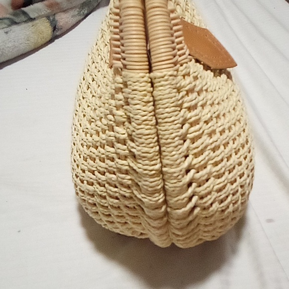 Straw round Purse by Ceylon - Picture 4 of 6